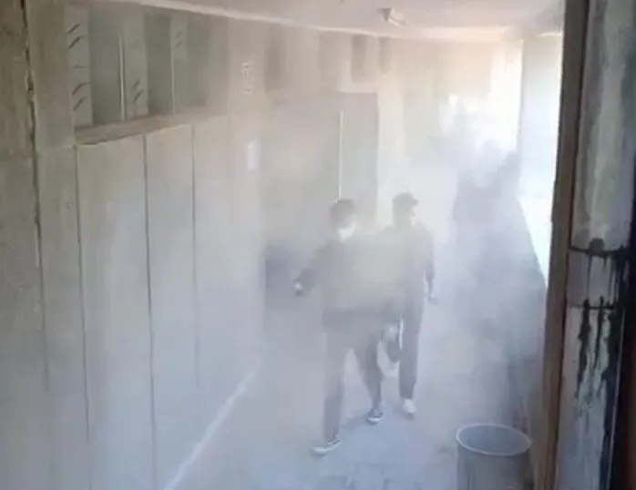 Situasi gedung C 2.1 saat terjadi kebakaran akibat korsleting listrik, Kamis (15/9/2022). (Genta Andalas/Dok. Pribadi)