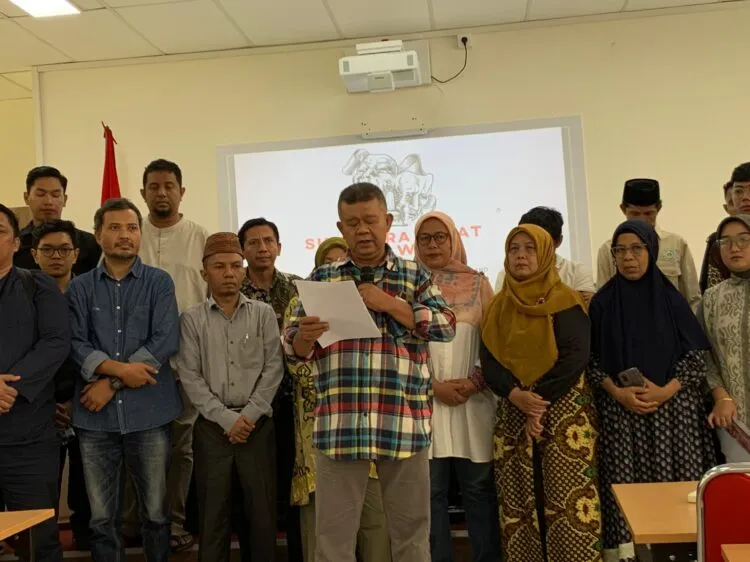 Deklarasi oleh Koalisi Masyarakat Sipil Sumatera Barat Melawan Politik Uang dan Politik Dinasti dilaksanakan pada Jumat, 28 Juni 2024 di Gedung Tahir Foundation, Fakultas Hukum Universitas Andalas.

4o